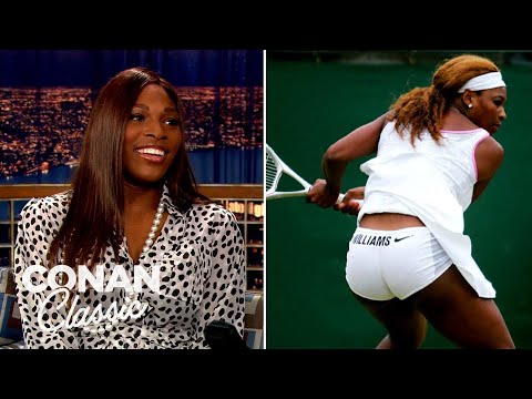 塞雷娜-威廉姆斯在溫布爾登是個叛逆者--"深夜與柯南-奧布萊恩"。 (Serena Williams Was A Rebel At Wimbledon - "Late Night With Conan O'Brien")