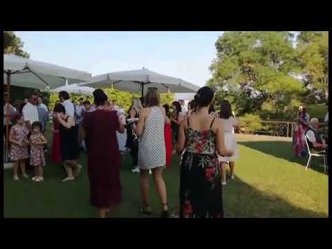 🎊 IL MATRIMONIO DI CHIARA ED ANGELO 🎉 La sposa lancia il bouquet