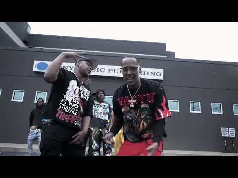 Hunnid Round Ft. Yo40 - Let Me In (Official Video)