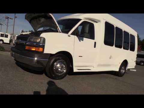 2011 Chevrolet Turtle Top 13 Passenger Shuttle Bus - S16003
