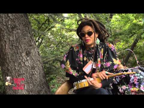 An Interview with Valerie June at the 2014 Calgary Folk Music Festival