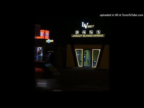 coldkevin - pije whisky