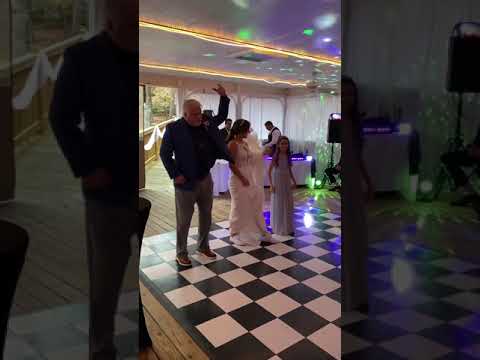 Tim McGraw to Blanco Brown wedding dance!