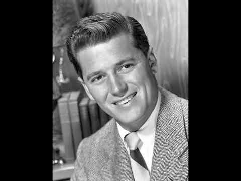 So In Love (1949) - Gordon MacRae