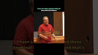 Why Linus Torvalds Does Not Need Linux Distros #shorts #linux #programming #distro