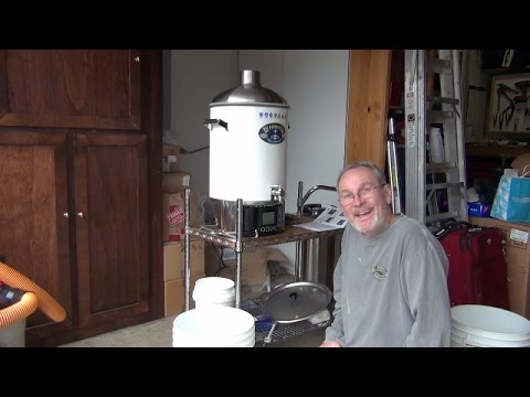 HBW 164:  Happy St. Patrick's Day - Setting up the Braumeister!