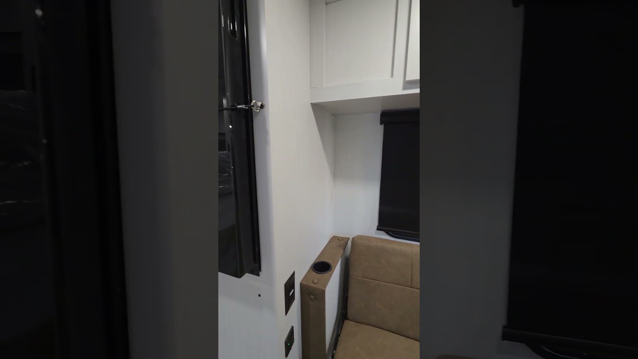 2026 Palomino Backpack HS-750 TRUCK CAMPER