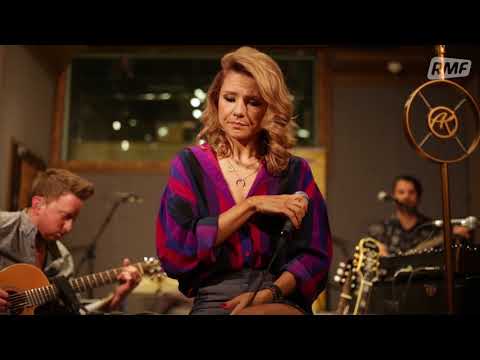 Ania Karwan - Czarny Świt (Poplista Plus Live Sessions)