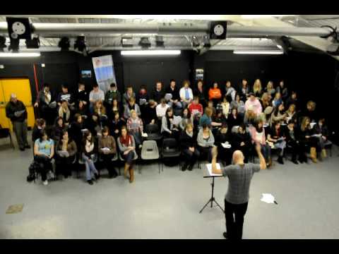 Ysgol Glanaethwy yma o hyd