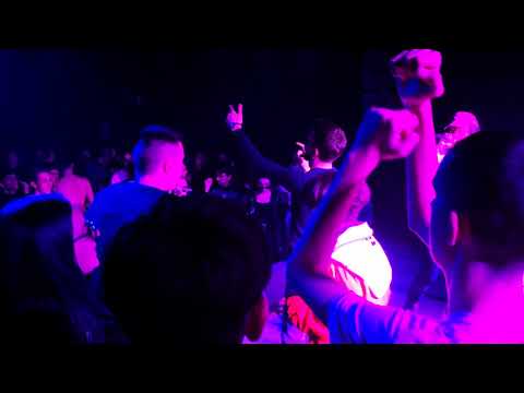 astronaut i britni - kiša live