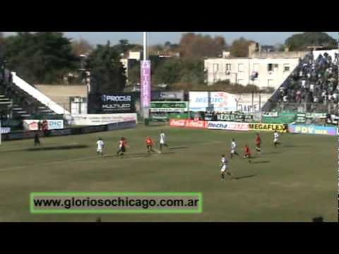 Gol de Beron,  final del partido  y delirio en Mataderos / Semifinal 1ºB 2010/2011