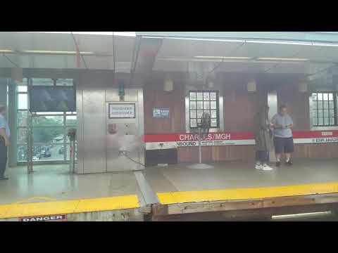 MBTA Red Line ride across the Longfellow Bridge into Cambridge, MA