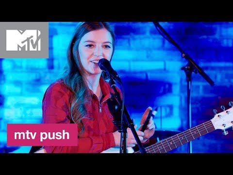 Jade Bird Performs 'I Get No Joy', 'Uh Huh' & 'Lottery' (Live Performance) | MTV Push