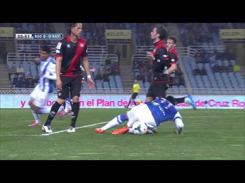 Gol de Íñigo Martínez (1-0) en el Real Sociedad - Rayo Vallecano - HD