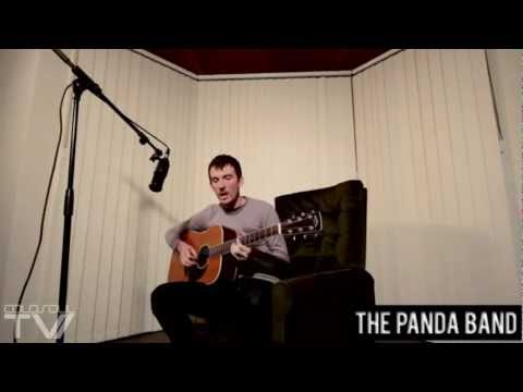 Go Local Performance with Damian from The Panda Band - Easy Life