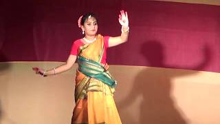 Download lagu E Sudhu Alasa Maya (Dance by Ayushi at Lake Town Cultural Association) mp3
