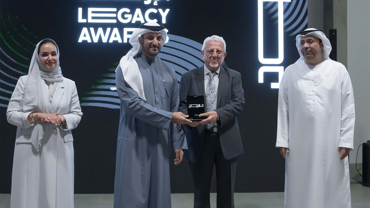 سلطان بن أحمد يشهد ختام "اكسبوجر 2026" ويكرم الفائزين بجوائز الإرث #الشارقة24 