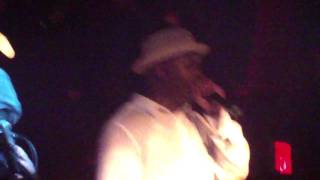 Nice &amp; Smooth performing GOLD at Southpaw