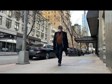 5 Minutes at Sparks Steak House (Manhattan, New York City) [4K]