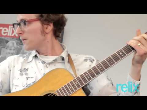 Chris Thile & Michael Daves "Cold Rain and Snow"