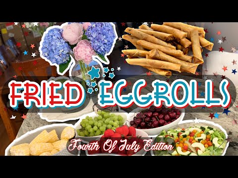 TEACHING MY BROTHER HOW TO MAKE FRIED EGGROLLS | HÒM NAY MÌNH DÂY EM TRAI CUÔN CHA GIÒ | SKPHAMS 16