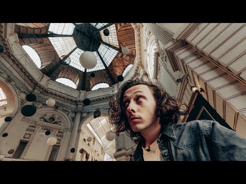 Deserted city - Pandemic walkaround