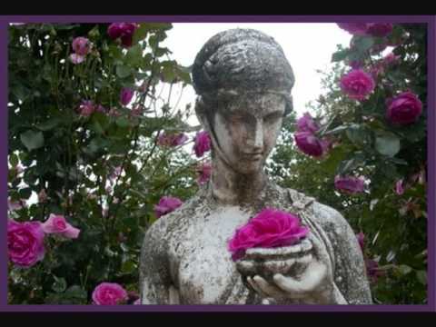 VANJA LAZAROVA I ELENA RISTESKA - STO DA PRAVAM STO DA CINAM