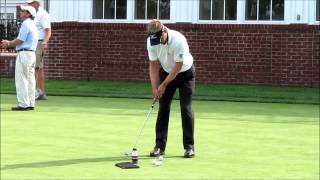 preview picture of video 'Zach Johnson & Luke Donald practice putting at Bethpage'