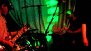 Razorback - Paghihintay