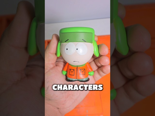 Vídeo relacionado con REOZIGN Stan Marsh, Kyle Broflovski, Trey Parker, Figura Kenny, 5 piezas versión Q de pie modelo hecho a mano decoración para los fanáticos del anime regalo (c)
