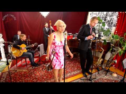 Are you Lonesome Tonight - Gunhild Carling Live - Dixieland version of Elvis classic