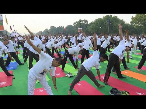 Indiens Premier eröffnet Welt-Yoga-Tag