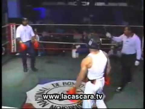 Soldado estadounidense noqueado