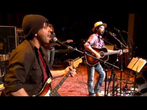 Jackie Greene - Light Up Your Window (eTown webisode #971)