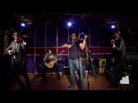 Villalobos Brothers - Somos, live at RTV, Estudio G