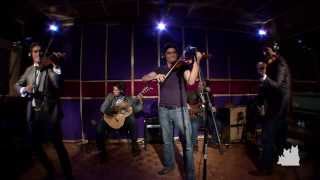 Villalobos Brothers - Somos, live at RTV, Estudio G