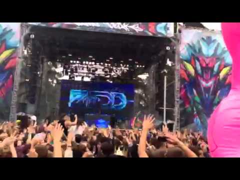Icona pop "I don't care" @ Zedd Outside lands 2013