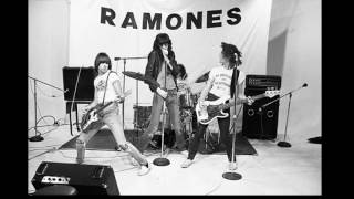 The Ramones - 53rd &amp; 3rd [DEMO 1975-10-15 ]