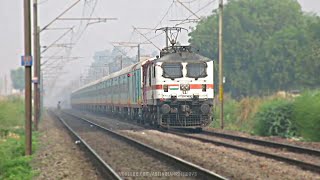 preview picture of video 'Allahabad Humsafar Express Rushing Towards Its Destination Powered By GZB WAP-7..!!'