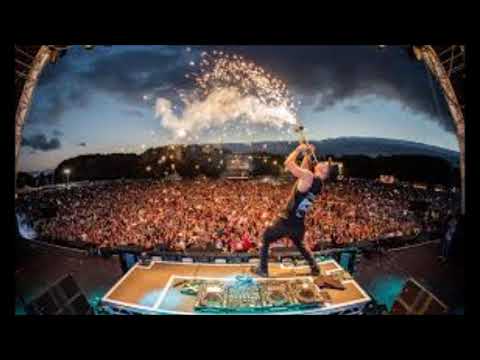 Tired of being pushed around - 2 men, a drum machine and a trumpet