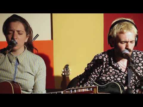 Paula Maffìa & Sons - "La fina línea"