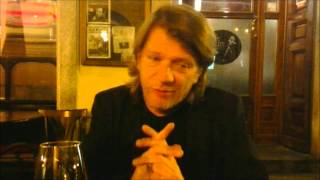 STASERA MI SBRONZO DI BRUTTO Intervista a Pierpaolo Capovilla