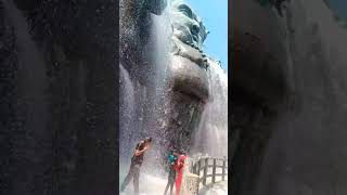 Download lagu Black thunder lucky falls.       Neerin arumai kodail therium🏞️ mp3