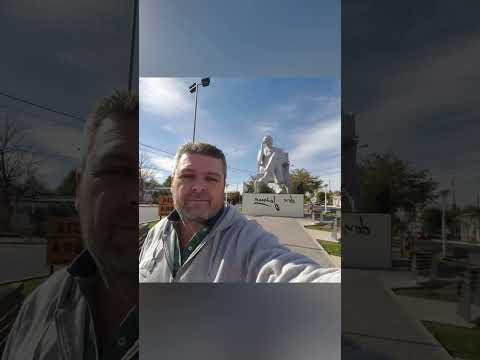 Cutral Co[nota (en español: Agua de fuego) es una ciudad de la provincia del Neuquén, en Argentina.