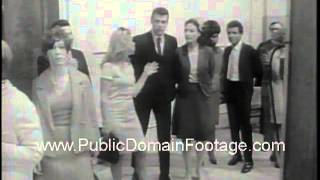 What&#39;s so bad about feeling Good movie shoot newsreel  www.PublicDomainFootage.com