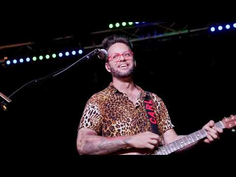 Carl Wockner - DRIFT AWAY / RICH GIRL (Live Looping Mashup) Live Oak Nashville, TN