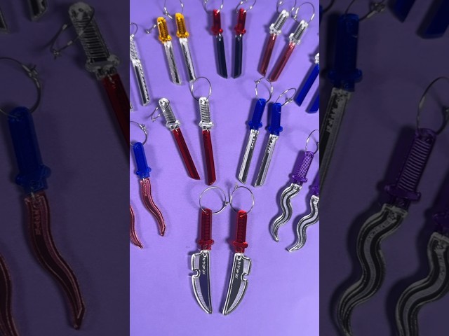 Vídeo relacionado con LONZIKP Pendientes de Anime (Par), Pendientes de acrílico en Forma de Gota, Unisex, Accesorios de Cosplay, Accesorios para niños, Regalo para Fans del Anime (7,1 cm)