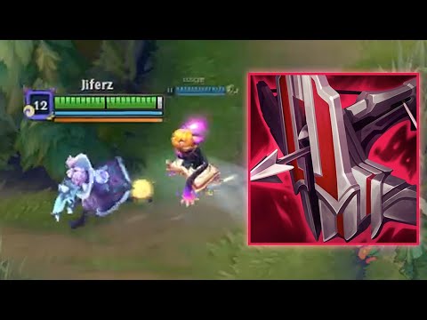 Zeri with Immortal Shieldbow & Yuumi..