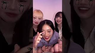 6.27パンチラGET‼️真ん中の子のパンモロ！丸見え💕