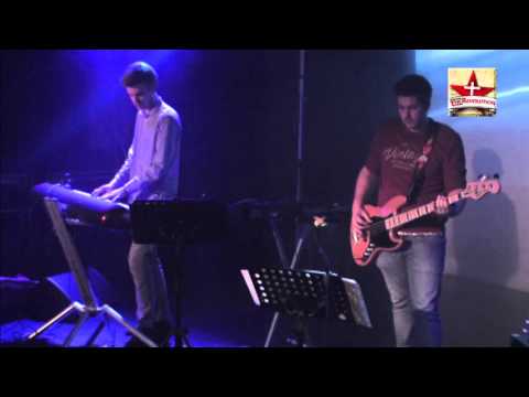 Zegen aanbidding - Jeugdkerk The Revolution Limburg